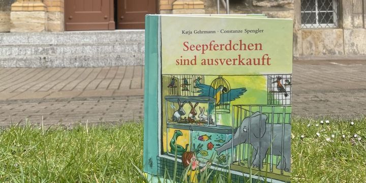 Buchcover Seepferdchen sind ausverkaugt  ©JenaKultur | EAB